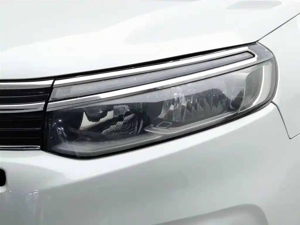 Citroen C5 2019 — фото 7
