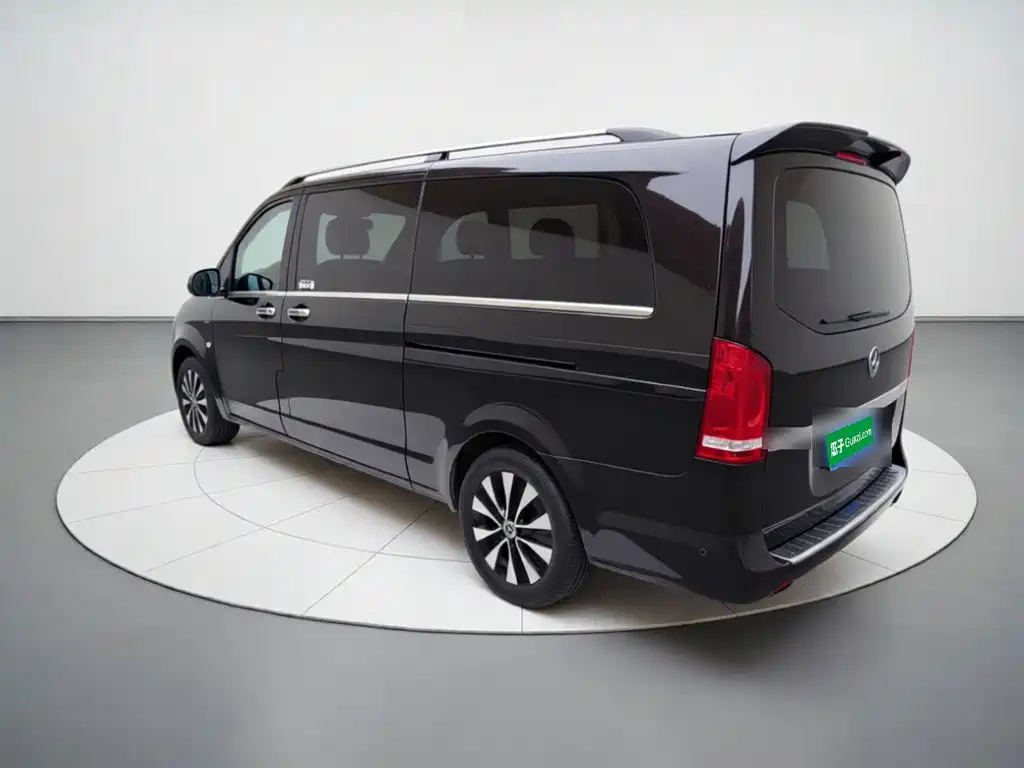 Mercedes-Benz Vito 2022 — фото 4