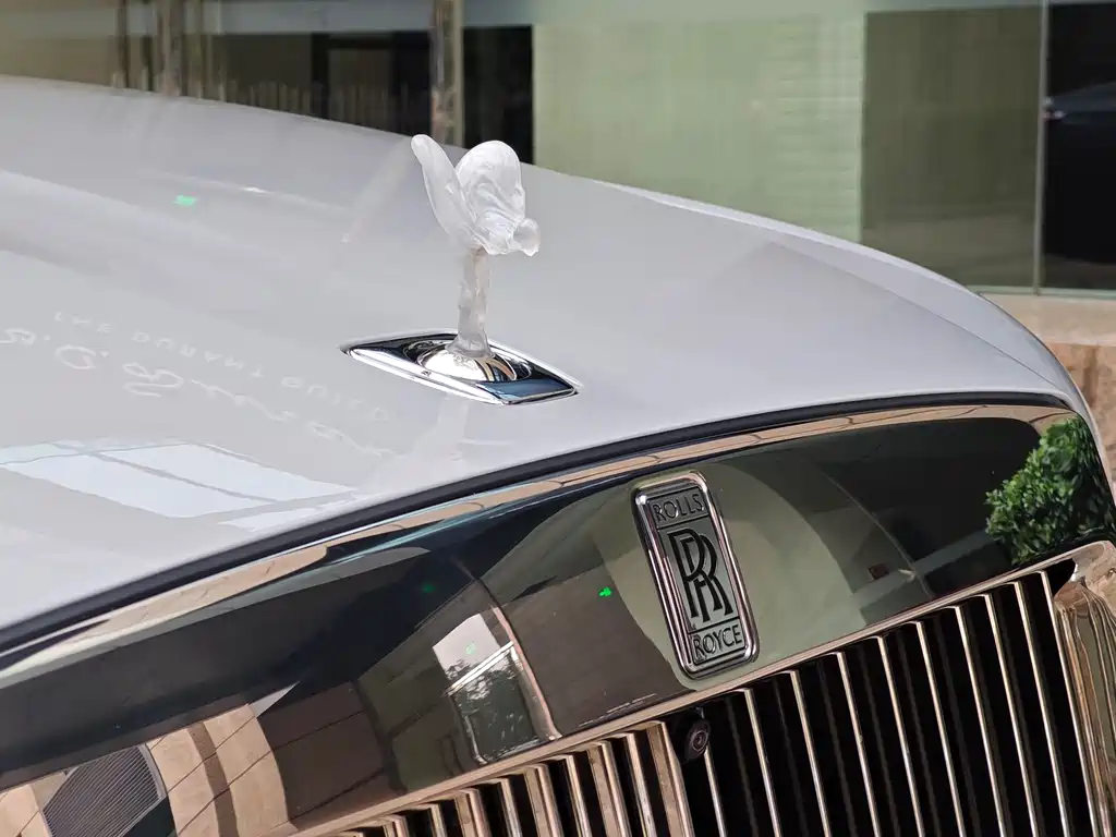 Rolls-Royce Ghost 2024 — фото 6
