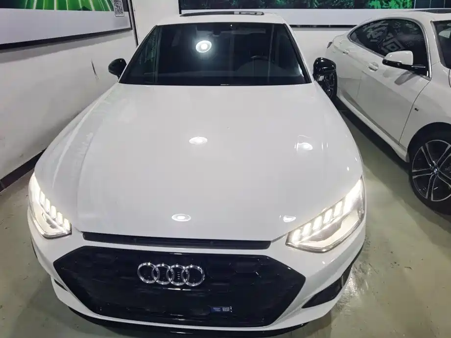 Audi A4L 2023