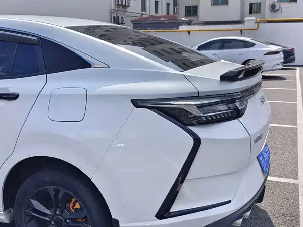 Dongfeng Yixuan 2023
