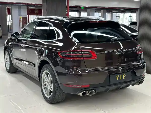 Porsche Macan 2015