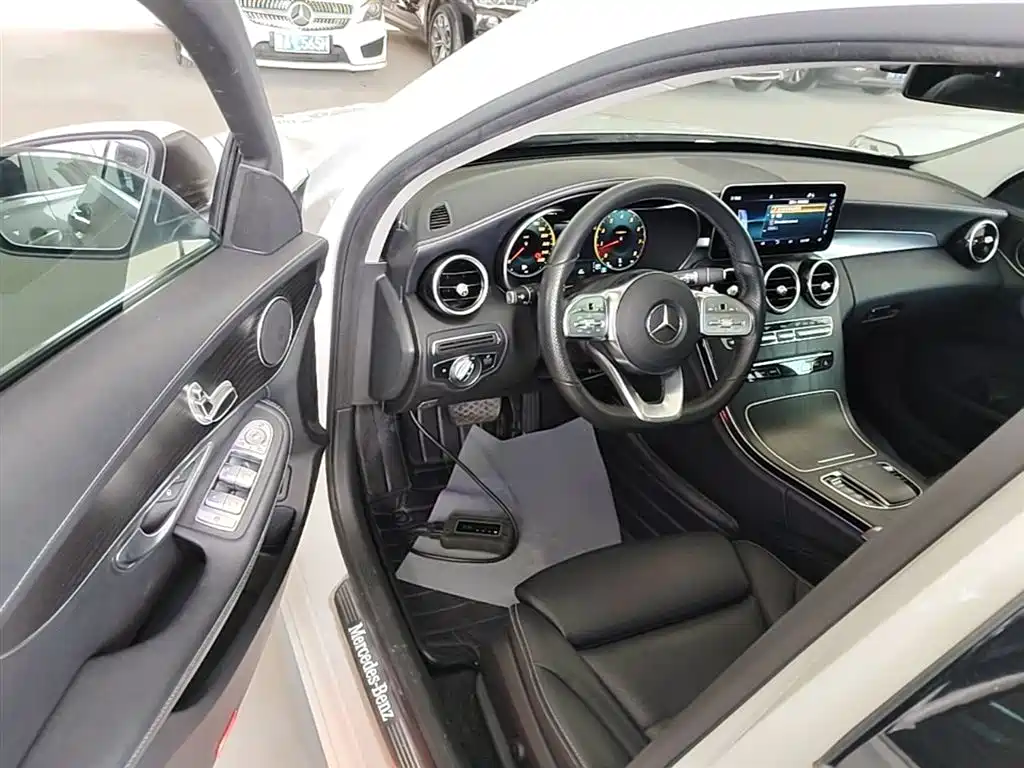 Mercedes-Benz C-Class 2021 — фото 16