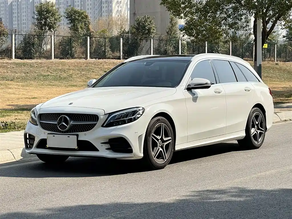 Mercedes-Benz C-Class 2019 — фото 2