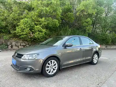 Volkswagen Sagitar 2012