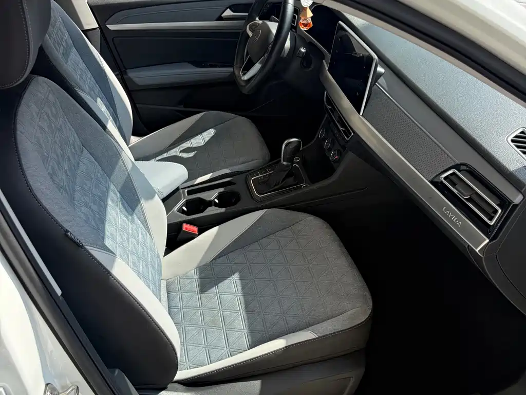 Volkswagen Lavida 2022