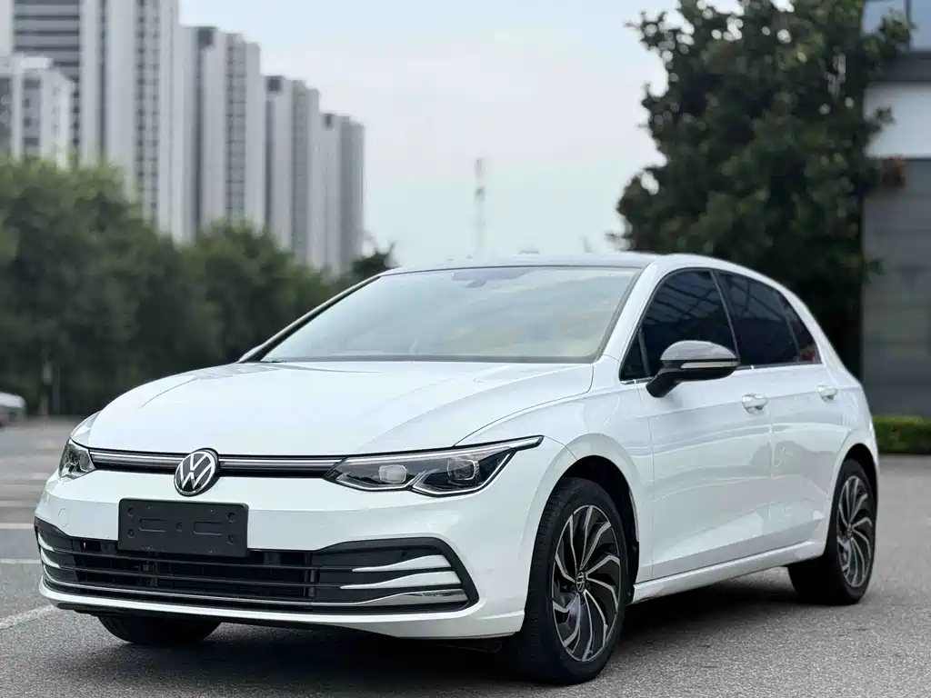 Volkswagen Golf 2022