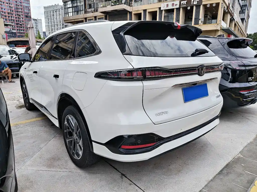 Changan CS75PLUS 2025 — фото 16
