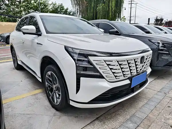 Changan CS75PLUS 2025
