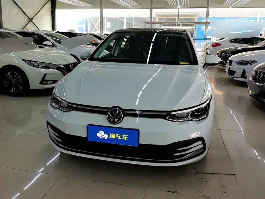 Volkswagen Golf 2021