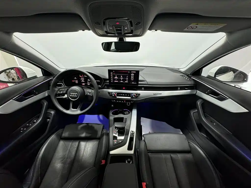 Audi A4L 2021 — фото 12