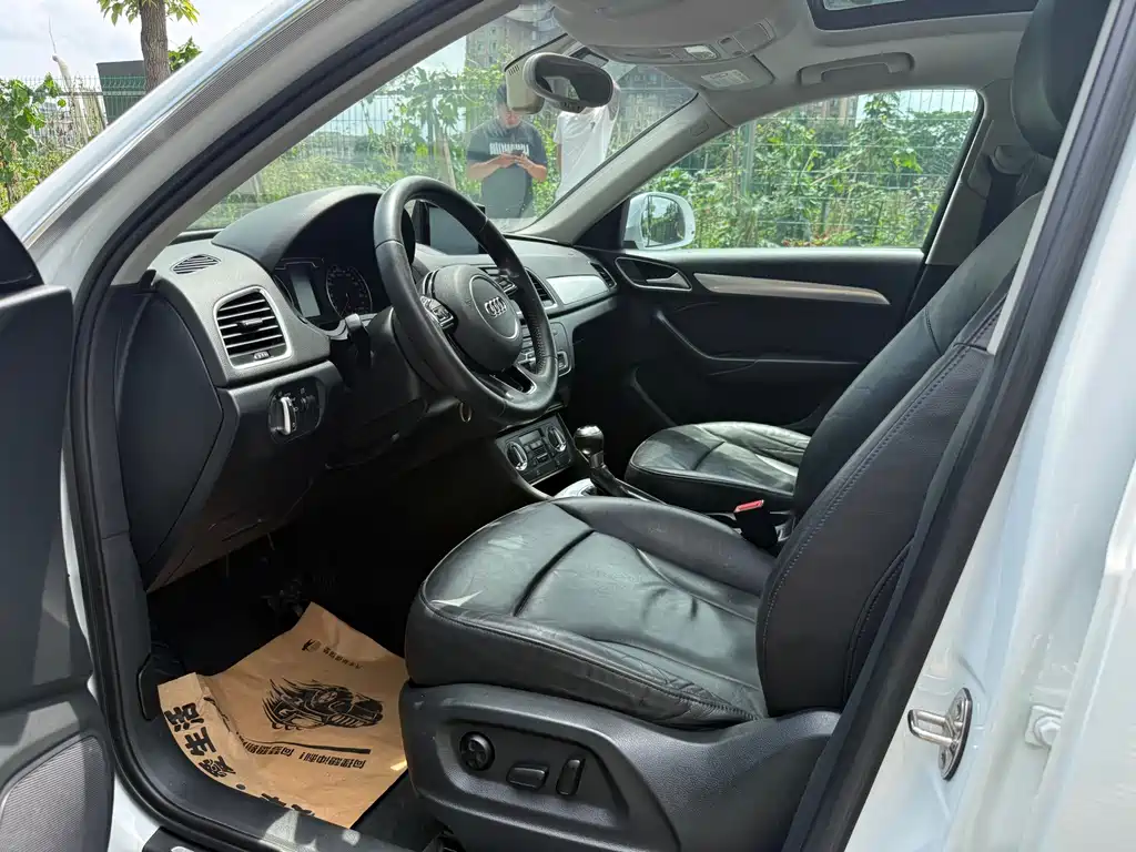 Audi Q3 2015