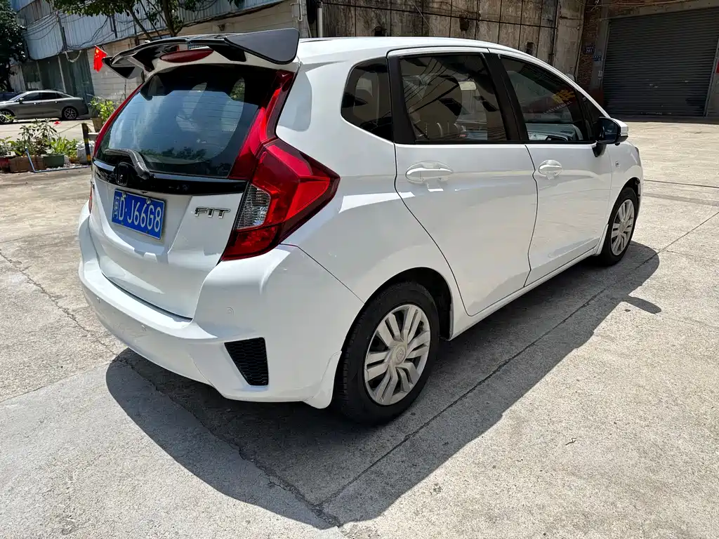 Honda Fit 2015 — фото 4