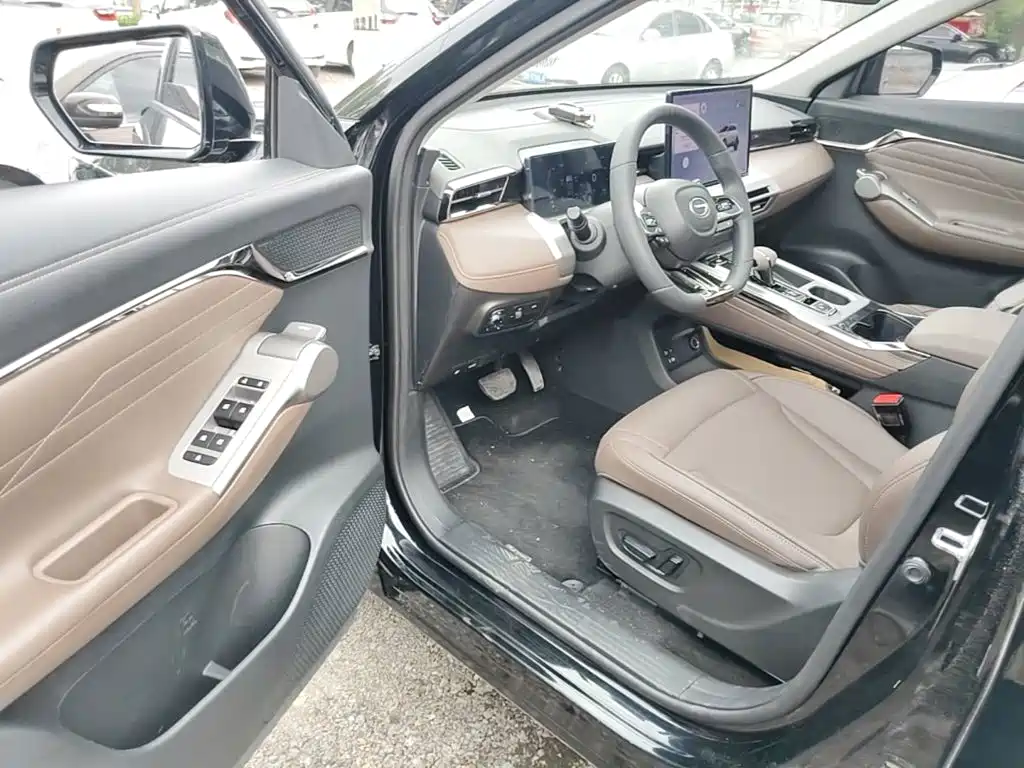 GAC Trumpchi GS4 2025 — фото 16