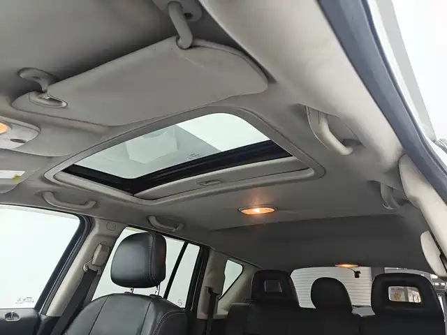 Jeep Compass 2015 — фото 12