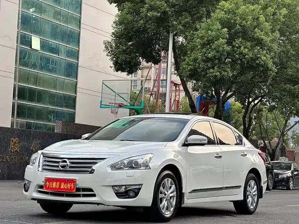 Nissan Teana 2014