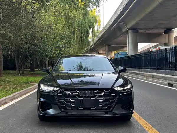 Audi A7L 2026