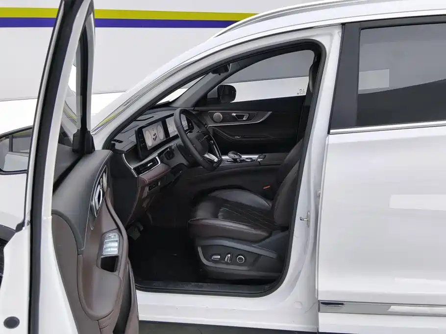 Chery Tiggo 8 PRO 2023 — фото 9