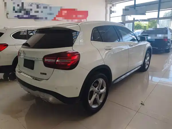 Mercedes-Benz GLA 2018