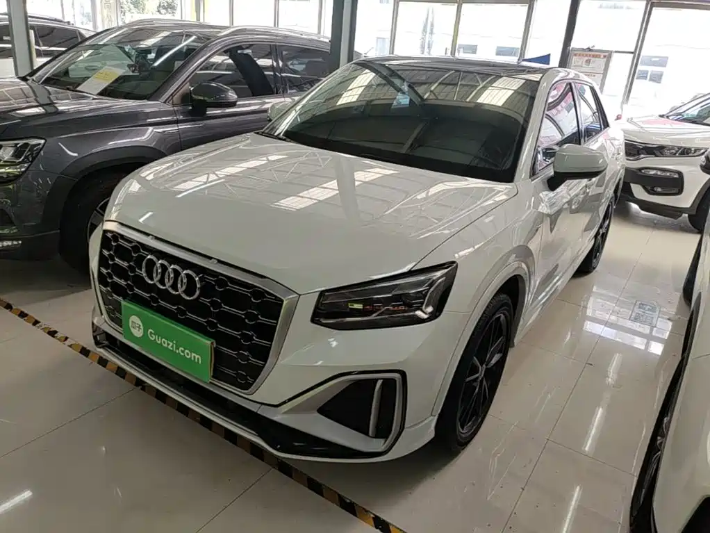 Audi Q2L 2022