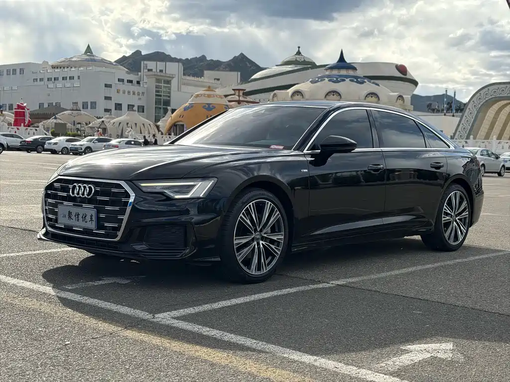 Audi A6L 2021 — фото 1