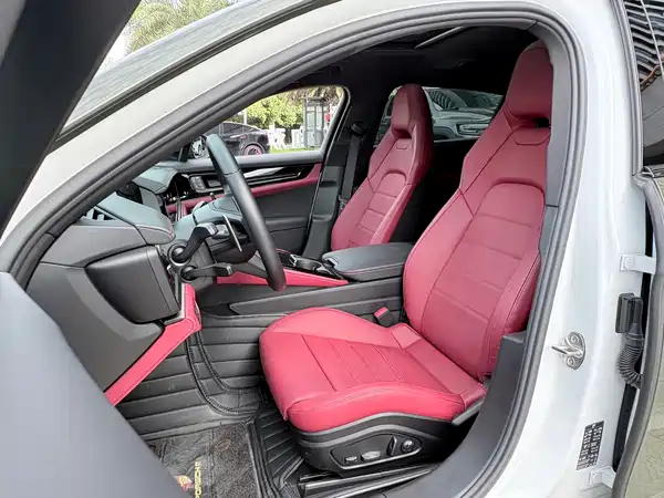 Porsche Panamera 2024