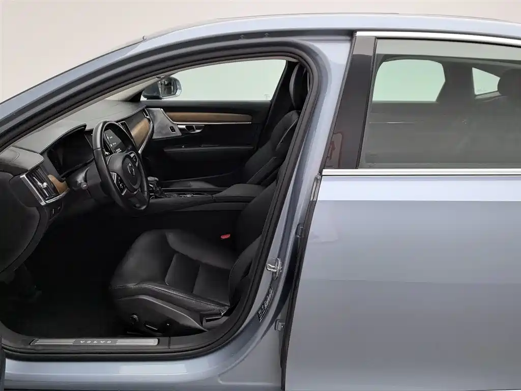 Volvo S90 2018 — фото 10