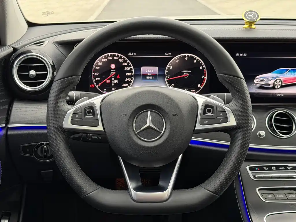 Mercedes-Benz E-Class 2018 — фото 7
