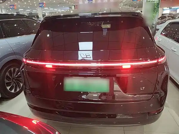 Li Auto L7 2024