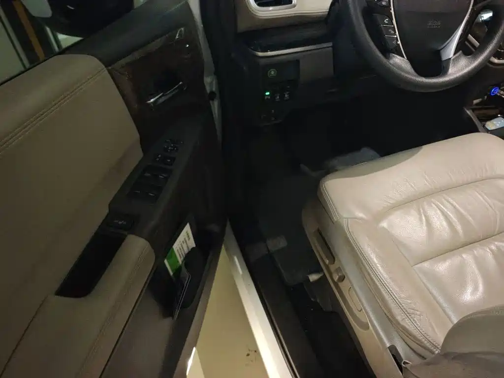 Honda Odyssey 2018 — фото 14