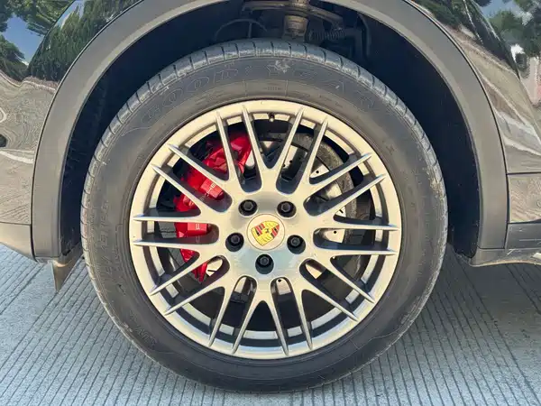 Porsche Cayenne 2013