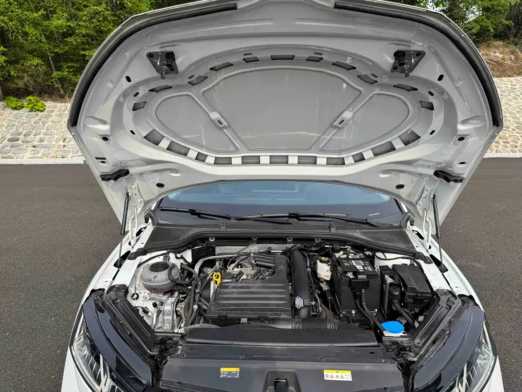 Skoda Octavia 2023 — фото 19