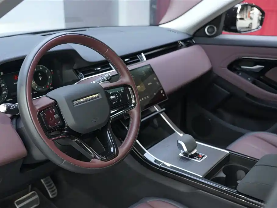 Land Rover Evoque 2025 — фото 16