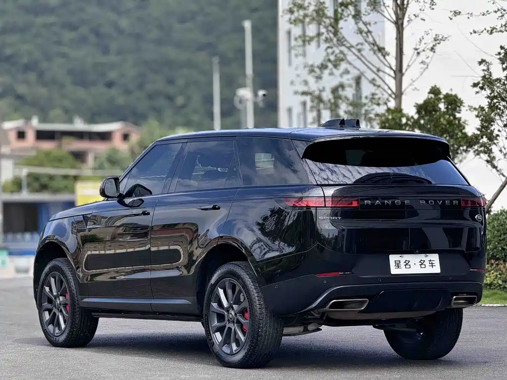 Land Rover Range Rover Sport 2024 — фото 9