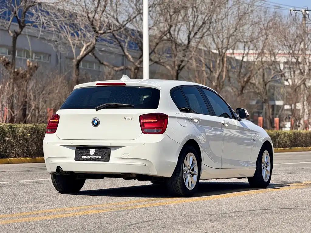 BMW 1 Series 2013 — фото 26