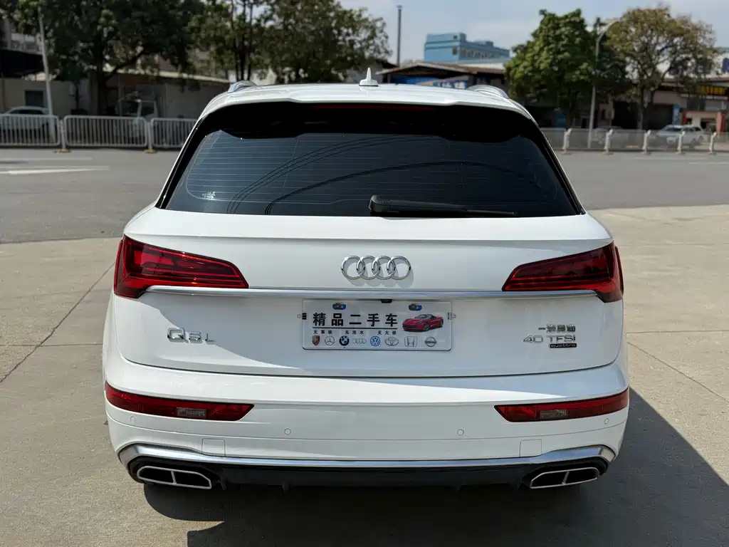 Audi Q5L 2021 — фото 8