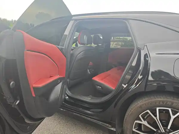 Zeekr 007GT 2025