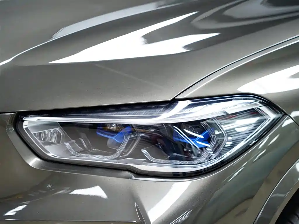BMW X5 M 2020 — фото 18