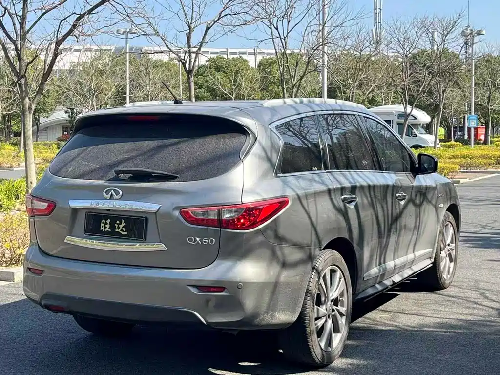 Infiniti QX60 2016 — фото 9
