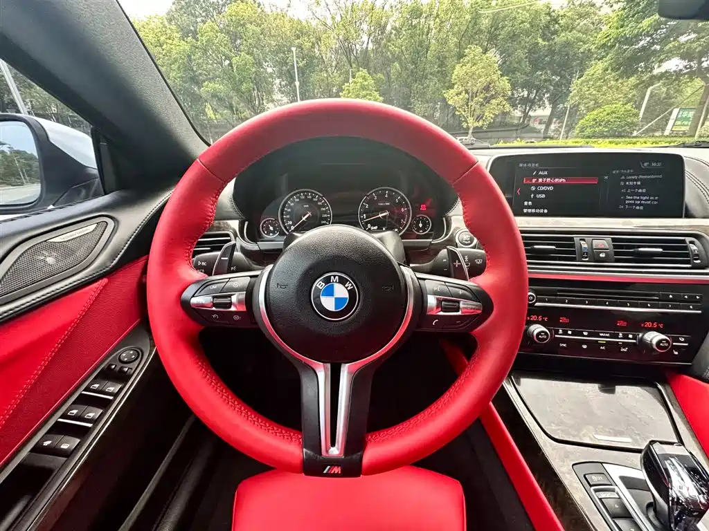 BMW 6 Series 2018 — фото 17