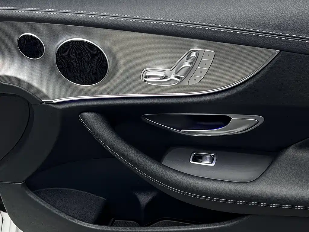 Mercedes-Benz E-Class 2020 — фото 31