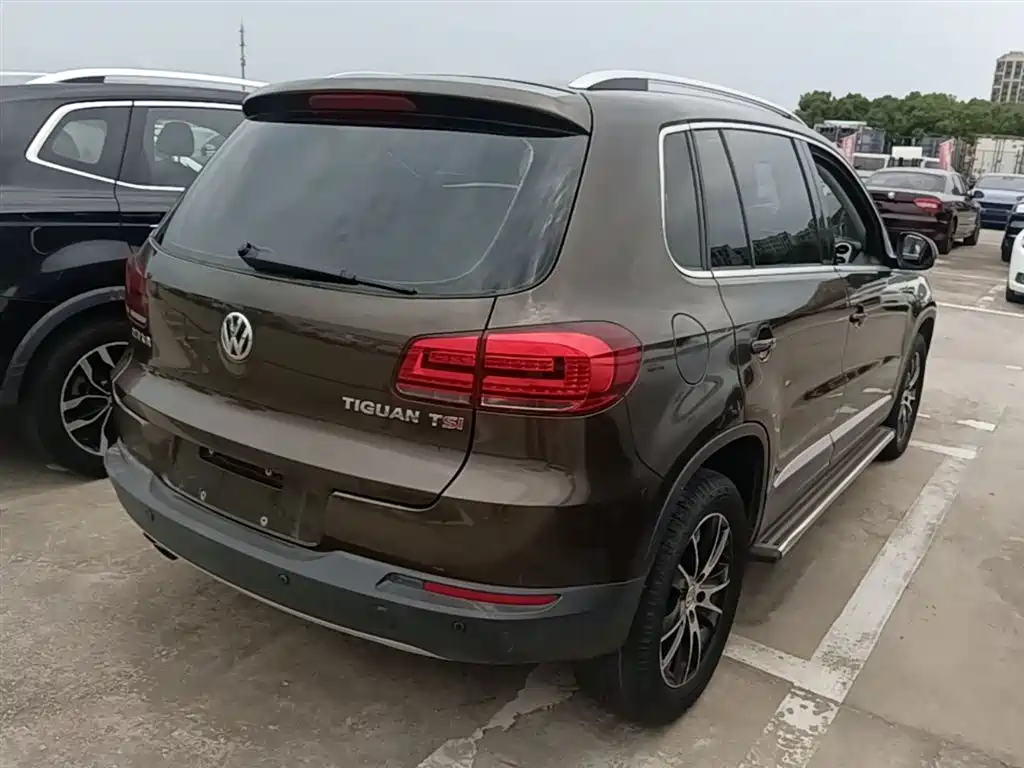 Volkswagen Tiguan 2015 — фото 7