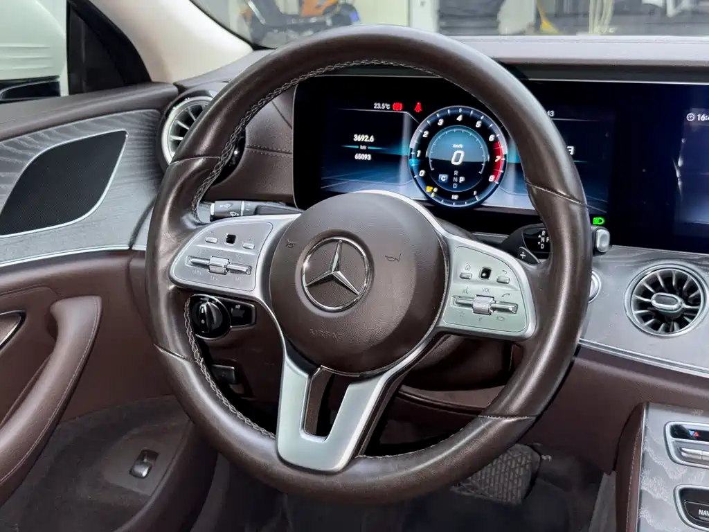 Mercedes-Benz CLS 2020 — фото 6