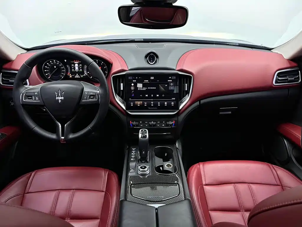 Maserati Ghibli 2021 — фото 5