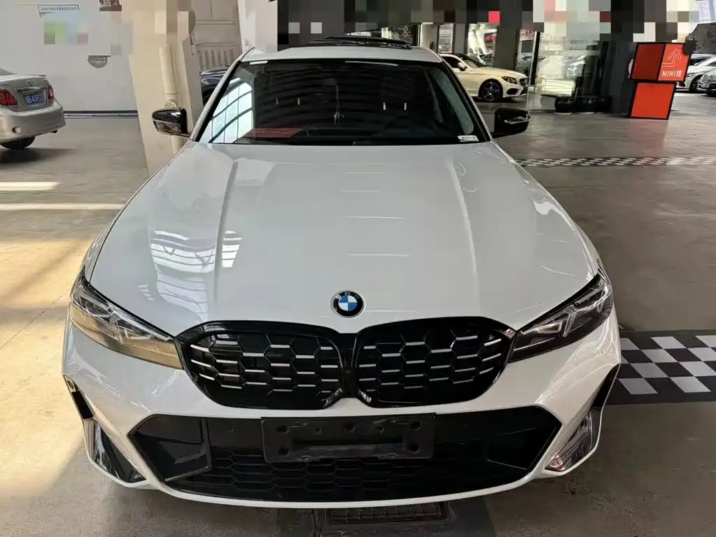 BMW 3 Series 2023
