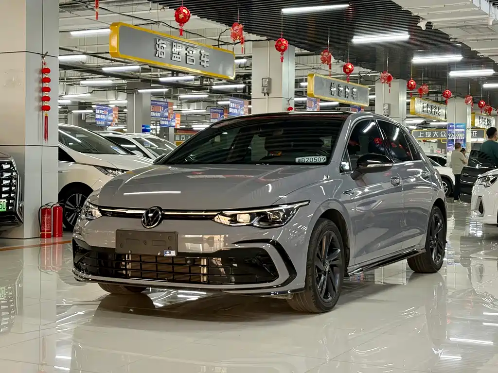 Volkswagen Golf 2022