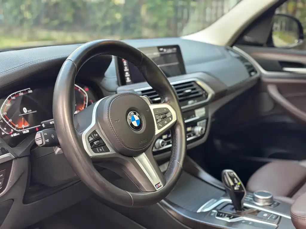 BMW X3 2021 — фото 19