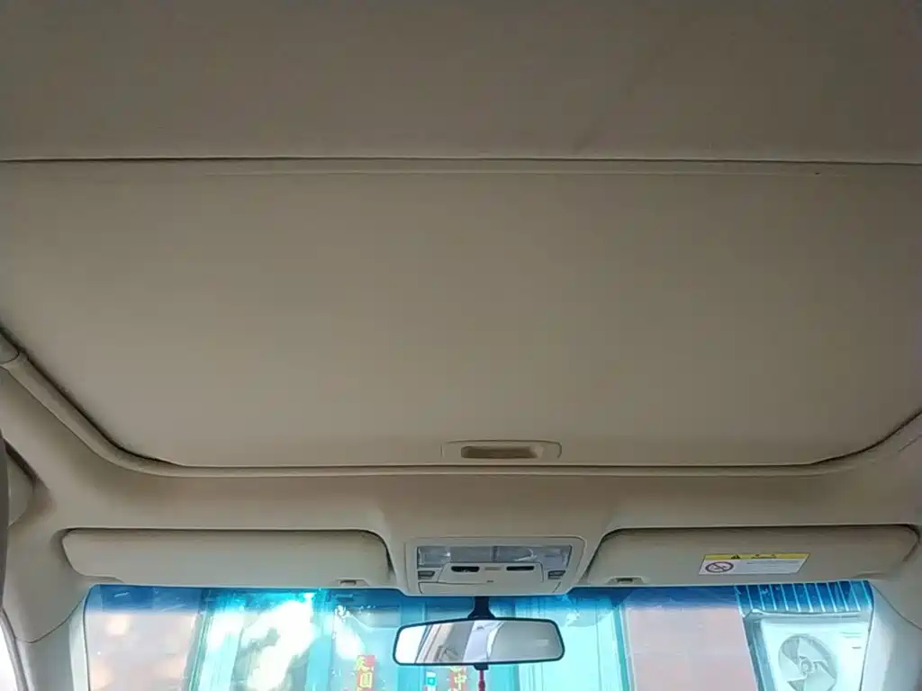 Toyota Camry 2017 — фото 18