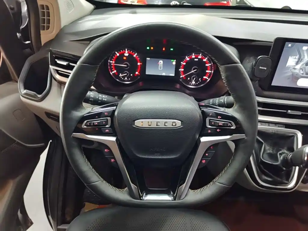 IVECO Juxing 2023 — фото 11