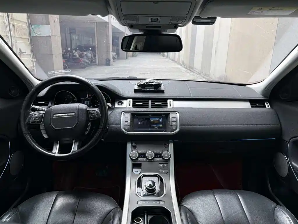Land Rover Evoque 2017 — фото 7